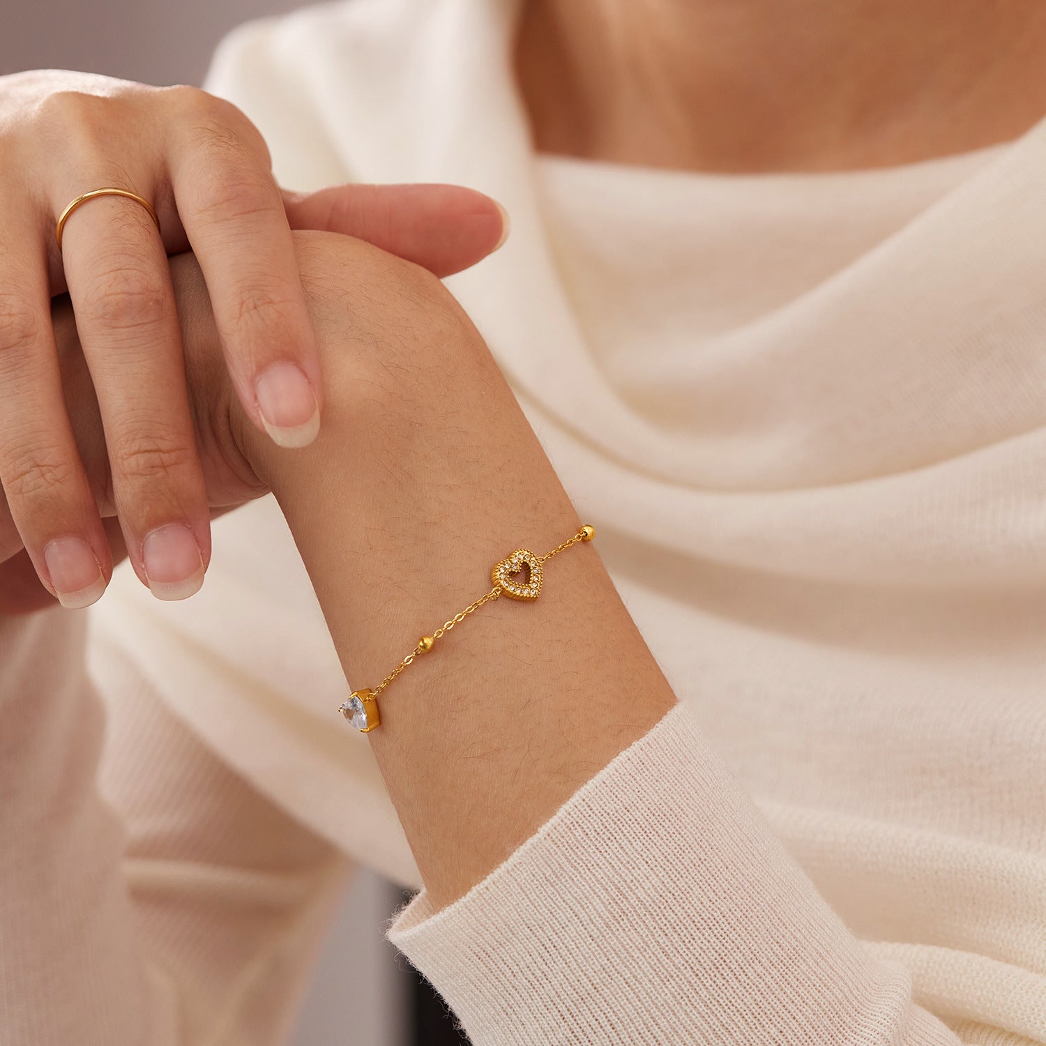 Female Titanium Steel Gold Plated Niche Bracelet